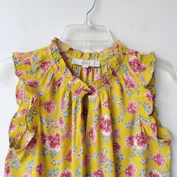 NWT Loft Floral Sleeveless Ruffle Top - Picture 2 of 12